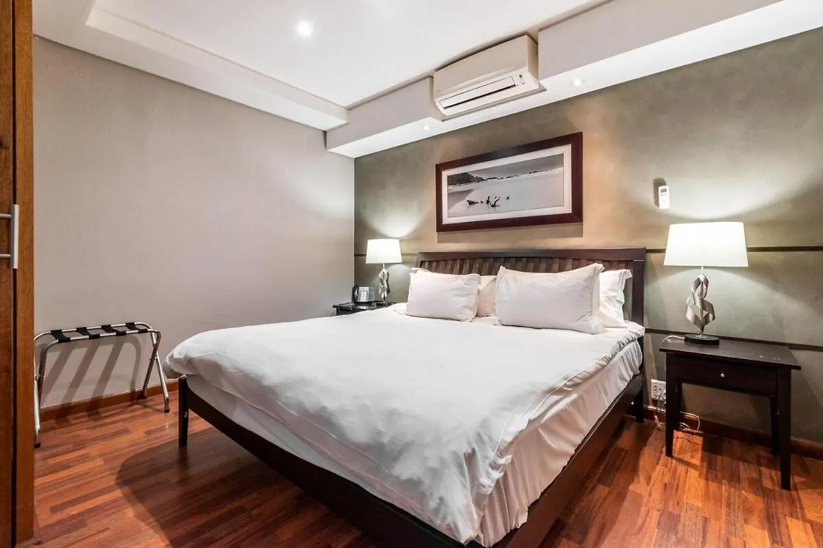Comfort In The Heart Of Ct With Parking, Aircon Kapstadt Südafrika